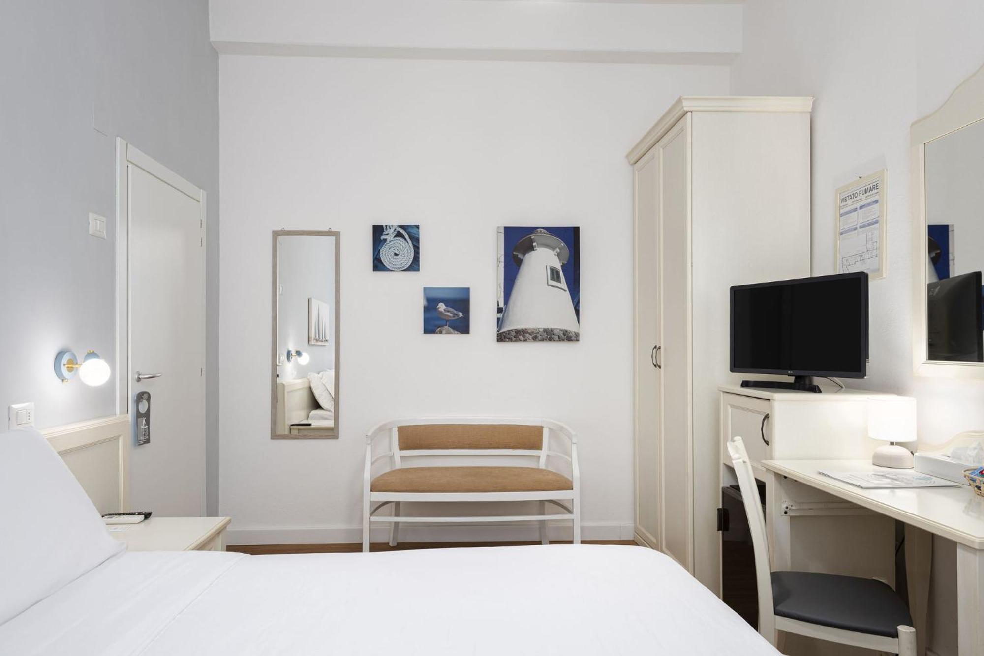 Hotel Conchiglia Порто Ерколе Стая снимка